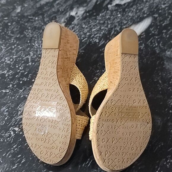 BRAND NEW XOXO WOMEN'S JANAINE-B WEDGE SANDAL - Picture 14 of 16